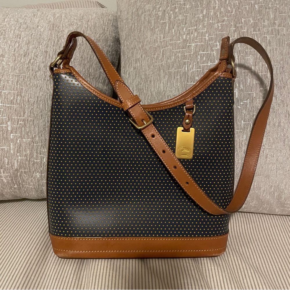 DOONEY & BOURKE Vintage Shoulder Bag